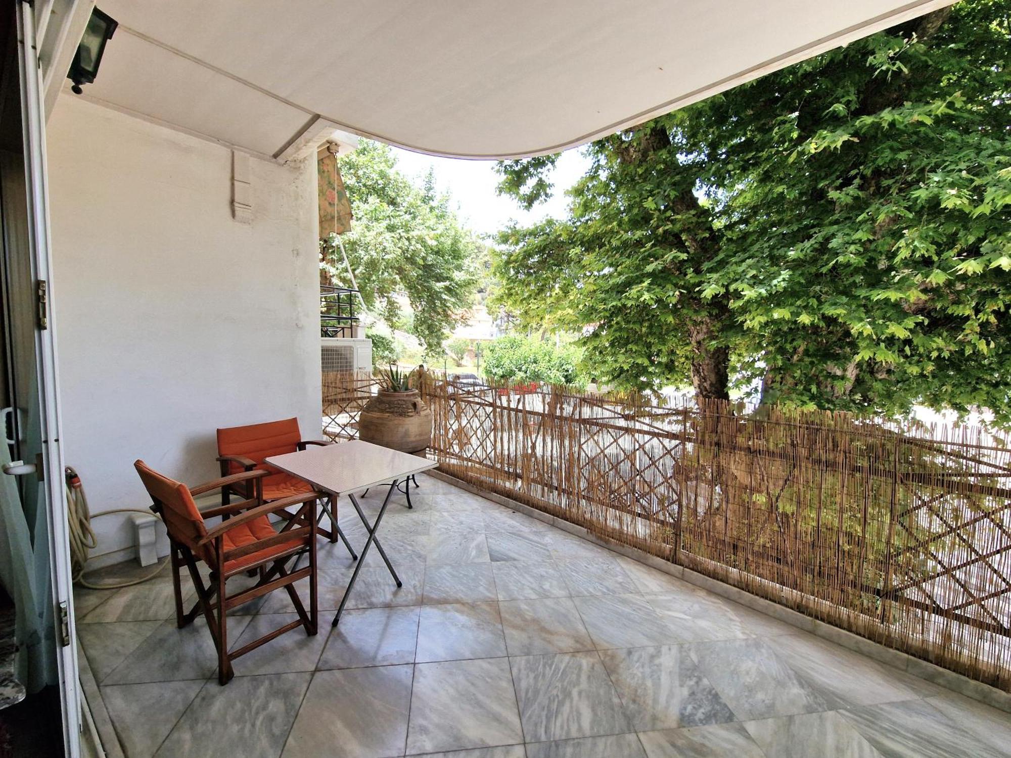 4 Squares - Piano Apartment Nafpaktos